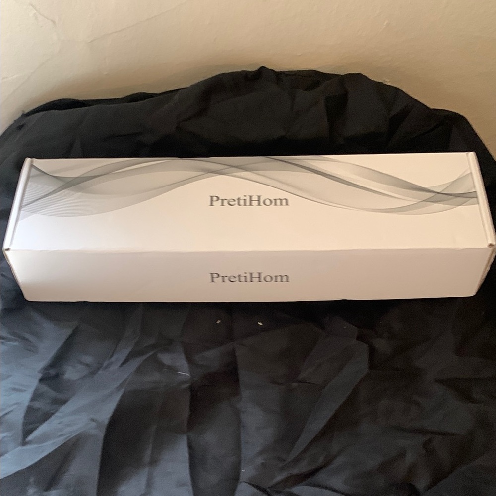 PretiHom White Box